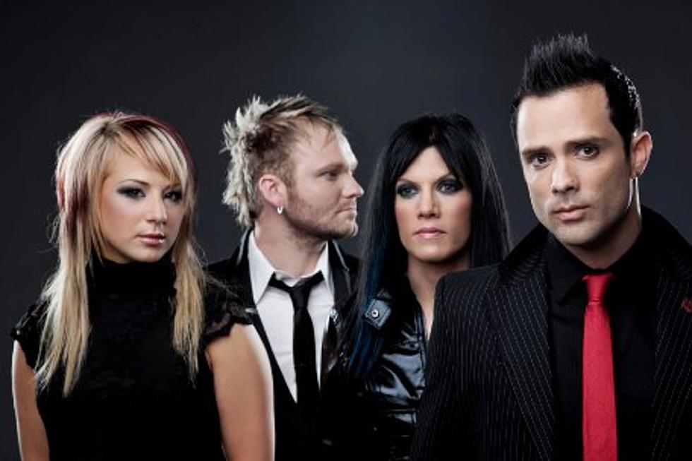 Skillet’s John Cooper on Touring Russia, Raising His 8-Year-Old Daughter