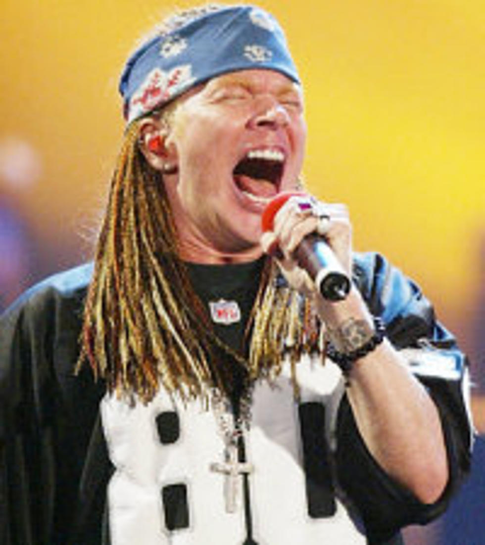 Axl Rose Falls on Stage, Kyuss Lives! Address Lawsuit + More