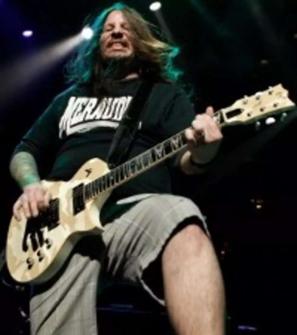 Lamb of God Guitarist Comments on Singer’s Arrest, Vince Neil Wants His Pilot License + More