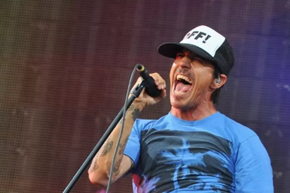 Red Hot Chili Peppers Frontman Anthony Kiedis Scuffles With Security Guard at Philadelphia Hotel