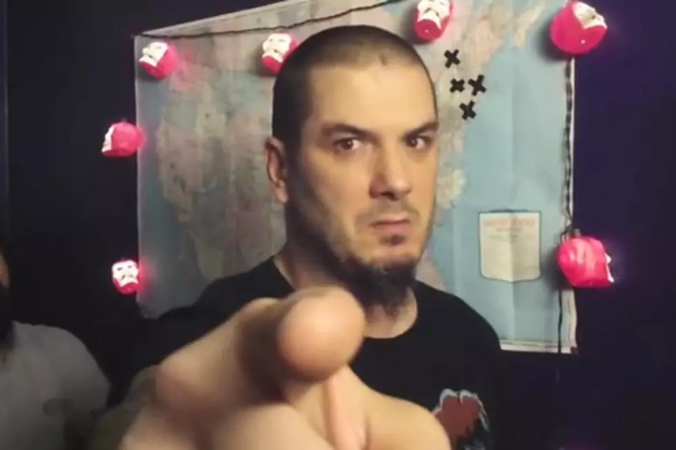 Phil Anselmo Offers Geography Lessons in ‘Technicians of Distortion’ Tour Videos