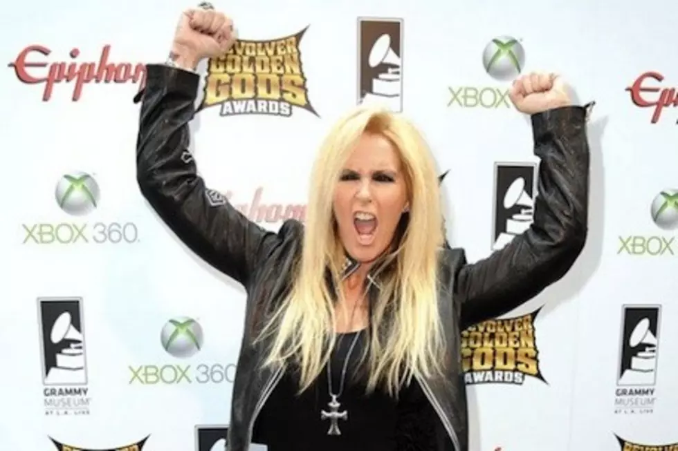 Lita Ford Reminisces About Guitars During Shopping Trip