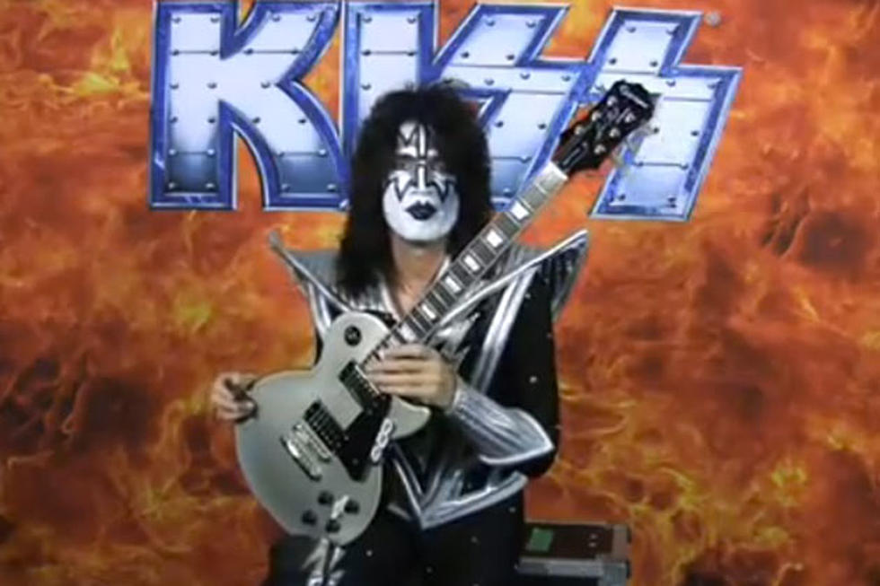 Kiss’ Tommy Thayer Fulfills Childhood Dream With Epiphone Spaceman Guitar