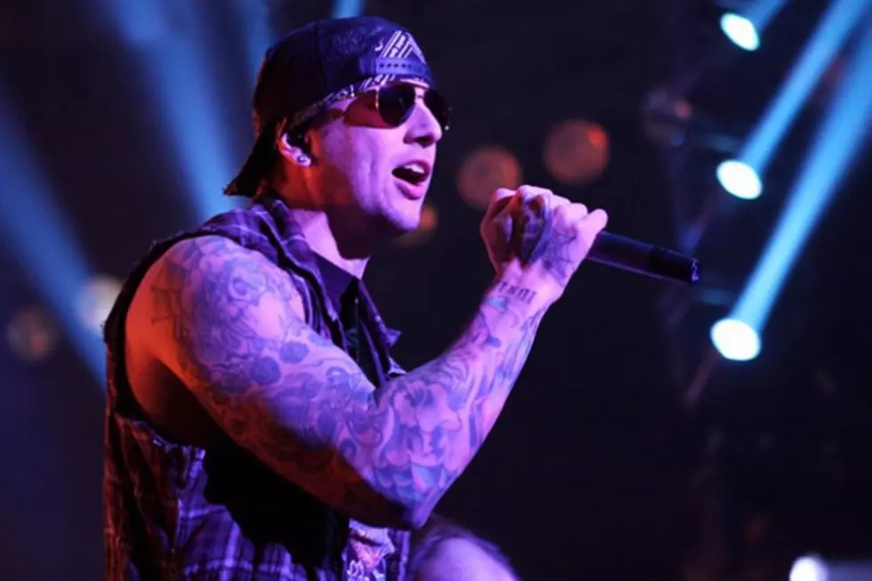 More News From the Pit: Avenged Sevenfold Hit No. 1; AFI Talk &#8216;Burials&#8217; Album