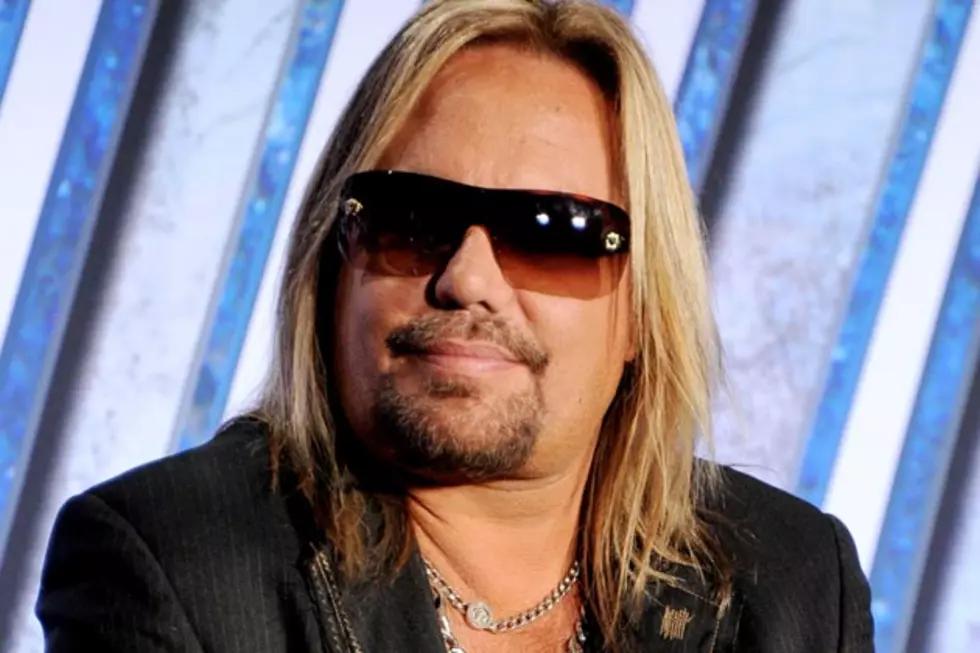News From the Pit: Vince Neil for &#8216;Celebrity Apprentice,&#8217; 10 Years Debut New Song